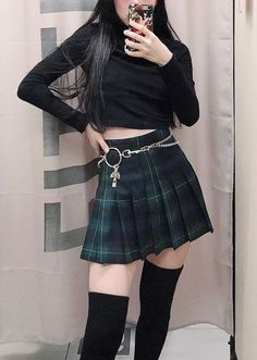 High Waist Shorts Outfit, Skirt And Thigh Highs, Tartan Mini Skirt, Mode Ulzzang, Shorts Outfit, High Waist Shorts