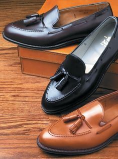 Classic Leather Moccasins With Tassels, Classic Leather Oxfords With Tassels, Classic Leather Tassel Loafers, Elegant Formal Tassel Loafers With Goodyear Welt, Classic Formal Moccasins With Tassels, Classic Leather Business Shoes With Tassels, Classic Business Moccasins With Tassels, Elegant Tassel Loafers With Goodyear Welt For Business, Elegant Business Tassel Loafers With Goodyear Welt