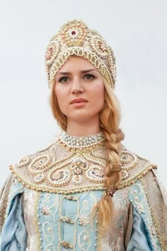 Russian Traditional Clothing, Russian Style, Fantasy Costumes, Russian Fashion, Folk Costume, Historical Clothing, Historical Fashion, Headdress