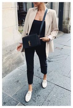 Beige Blazer Outfits Women, Beige Blazer Outfit, Blazer Outfits Women, Blazer Off White, Blazer Outfits Casual, Beige Blazer, Blazer Outfit, Blazer Beige