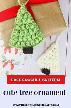 a crocheted christmas tree ornament is shown with the text free crochet pattern