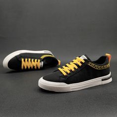 Streetwear Sneakers With Vulcanized Sole, Vulcanized Sole Sneakers For Streetwear, Flat Bottom Sneakers With Rubber Sole For Streetwear, Black Sneakers With Rubber Sole, Spring Streetwear Sneakers With Flat Bottom, Black Sneakers With Contrast Sole For Summer, Black Urban Sneakers For Summer, Black High-top Sneakers With Rubber Sole For Summer, Leather Non-slip Sneakers For Streetwear