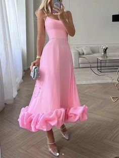 Rok Midi, Vintage Bustier, Suspender Skirt, Estilo Chic, Sling Dress, Pink Midi Dress, Bustiers, Looks Vintage, Ruffle Dress