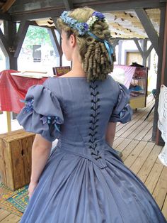 Double Piping, Historical Hairstyles, 1860 Fashion, Victorian Costume, History Fashion, Victorian Clothing, Style Hair, Historical Dresses