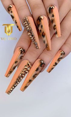 1. Wild side – Leopard nail art Every girl likes beautiful makeup and nails. We like to collect and use our beauty stuff collection... Leopard Nail Art, Cheetah Nails, Leopard Print Nails, Leopard Nails, Long Acrylic Nails Coffin