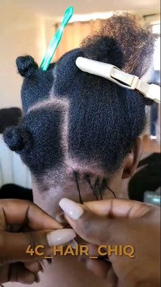 Styles Over Microlocs, Microlocs Natural Hair, Micro Locs Starter Short, Microlocs On Short Hair, Micro Twists Natural Hair Short, Microlocs On Fine Hair, Sister Locs Vs Microlocs, Microlocs Starter Short, Microlocs Grid Pattern