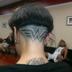 Undercut -Wonderwoman Undercut Patterns Women, Woman Undercut, Haircut Tip, Natural Hair Short Cuts