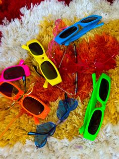 Looking for the perfect pair of sunglasses for the beach or pool?! Look no further!! These neon sunglasses are perfect for days when you're out in the sun and want to add allllllll the bright colors to your look!!! Add another pair of sunnies!Wavy Sunglasses https://www.aspynandivy.com/products/wavy-sunglasses?_pos=2&_sid=c9a8f6996&_ss=r Trendy Green Sunglasses For Summer, Green Sunglasses For Beach, Playful Orange Sunglasses For Beach, Trendy Gradient Sunglasses For Beach Season, Green Sunglasses For Spring Vacation, Green Fun Sunglasses With Uv Protection, Fun Green Sunglasses With Gradient Lenses, Fun Green Sunglasses With Uv Protection, Playful Yellow Sunglasses With Uv Protection