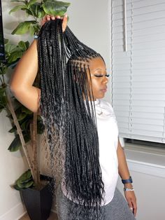 small knotless braids with curl curly ends pieces Knotless Braids With Curly Ends, Small Knotless Braids, Braids With Curly Ends, Small Knotless, Small Box Braids, Black Curls, Short Box Braids Hairstyles, Braided Hairstyles For Black Women Cornrows, Short Box Braids