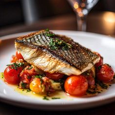 Fish Course Fine Dining, Upscale Italian Food, Salmon Dishes Fine Dining, Bistro Food Ideas Dishes, Fancy Restaurant Food Fine Dining, Fancy Fish Recipes, Fish Dishes Fine Dining, Fancy Dinner Recipes Fine Dining, Fancy Seafood Dishes