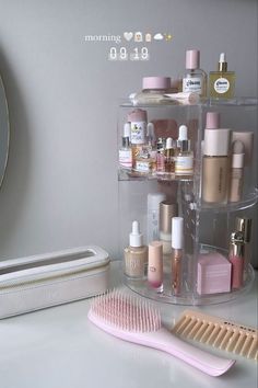 Pink Pastry, Rangement Makeup, Skincare Organization, Room Makeover Bedroom, Room Makeover Inspiration, Clean Room, Cosmetic Organizer, Cosmetic Storage, Room Inspiration Bedroom