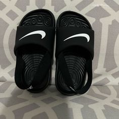 Nike Kawa Slide Color: Black Size (Td) 7c New Never Worn With Original Box Black Casual Slide Sneakers, Navy Sandals, Nike Slides, Nice Sandals, Toddler Sandals, Black Slides, Nikes Girl, Baby Sandals, Nike Kids