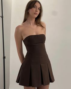 Worst Outfits, Kendall Dress, Short Brown Dress, Casual Frocks, Flattering Outfits, Looks Chic, Brown Dress, Trendy Dresses, The Worst