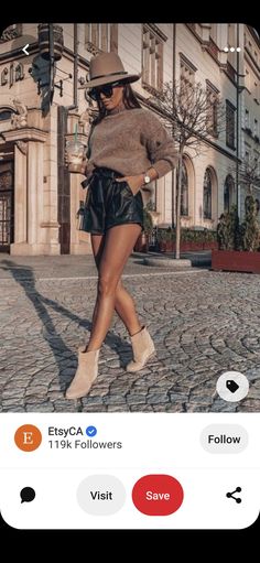 Gray Tshirt Outfits, Skirt Outfits With Boots, Leather Shorts Outfit, Look Boho Chic, Fun Outfits, Skirt Outfits Fall, Outfits 2016, Winter Mode