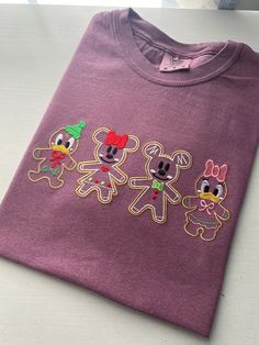 Simple Sweatshirt, Holiday Embroidery, Cute Shirt Designs, Gingerbread Cookie, Embroidery Sweatshirt, Shirt Embroidery