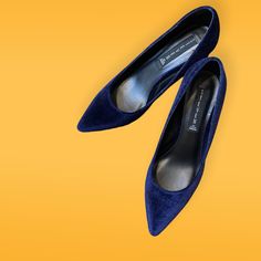 Blue Velvet Shoes! Live Your Best Life In These Like New Shoes ! Never Worn, Just Tried On. She Is Waiting To Be Yours Blue Velvet Shoes, Velvet Pumps, Velvet Shoes, Live Your Best Life, Best Life, Blue Velvet, Steve Madden Shoes, New Shoes, Shoes Women Heels