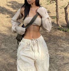 Tomiraa Insta, Tomiraa Closet, Trendy Outfits Casual Summer, Baddie Latina Outfits, Spring Fashion Street Style, Geraldine Grus, Latina Outfit Ideas, Outfit Ideas Latina, Latina Insta