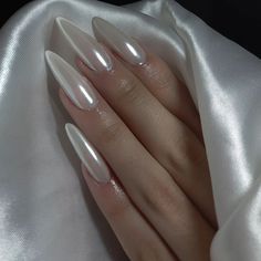 Shiny Nails Aesthetic, Shimmer White Nails, White Angel Nails, White Chrome Acrylic Nails, Almond Nails Chrome, Milky White Almond Nails, Pearl White Nails, Simple Stiletto Nails, Silk Nails