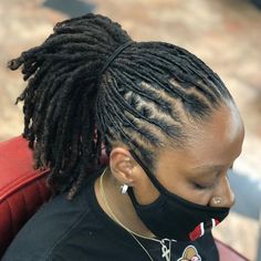 Natural Locks Dreadlocks, Short Dreadlocks Styles, Beautiful Black Hair, Faux Locs Hairstyles, Girls Natural Hairstyles, Loc Journey, Dread Hairstyles