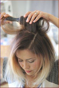 How to add volume to your hair using a flat iron and how to get rid of cowlicks in your hair using a blow dryer and a thermal brush. How To Hide Cowlick In Back Of Head, How To Tame A Cowlick, How To Fix A Cowlick Back Of Head, How To Get Volume On Top Of Head, Cowlick Back Of Head, Cowlick Hairstyles, Italian Hair, Beauty People, Hair Volume