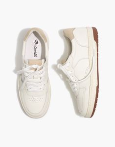 Best White Sneakers, Leather Industry, White Leather Sneakers, Madewell Shoes, White Sneakers Women, Everyday Shoes, Trendy Sneakers, New Sneakers, Mode Inspiration