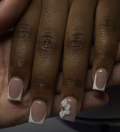 Short Embellished Nails, Cute French Tip Design Nails, Nail Ideas Black Women Short, Short Acrylic Nails For Graduation, White Short French Tip Nails With Design, Short French Tip Nails Design, French Tip Nails Square With Design, Short French With Design, Nail Inspo Square White