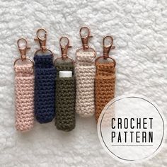 **This is a digital listing for a pattern. This is not a physical product. You will not receive anything in the mail** If you're looking for a lip balm Key Chain to purchase, you can go to my listing here: https://www.etsy.com/listing/772748881/lip-balm-holder-rose-gold-keychain?ref=shop_home_active_3&bes=1&crt=1 Beginner friendly crochet pattern to make your own lip balm key chain! No more having to dig around for your chapstick! Perfect for your purse, clutch, keys, diaper bag, and backpacks. Crochet Holder, Chain Crochet, Crochet Keychains, Keychain Pattern, Lip Balm Holder, Crochet Simple, Chapstick Holder