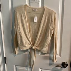 Nwt Loft Thin Front Tie Wrap Color Is Cream Looks Great Over A Dress Or A Tank Top Cute With Jeans Brand New Never Worn Size Medium Tie Wrap, Top Cute, Shrug Sweater, Jeans Brands, A Dress, Looks Great, Sweaters For Women, Loft, Tank Top