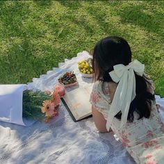 Fairy Princess Photoshoot, Bday Picnic, Princess Photoshoot, 2014 Vibes, Life Core, Picnic Birthday Party, Light Feminine, Picnic Birthday