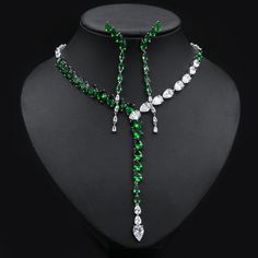 If you’re looking for a fine jewelry which looks sepecial,   precious stone please  consider cubic zirconia in crystal jewerly set which suitble for bridal jewerly set Sapphire Jewelry Set, Jewerly Set, Luxury Green, Diamond Jewelry Set, Necklace Big, Sparkle Necklace, Heart Shaped Necklace, Cubic Zirconia Necklace, Casual Jewelry