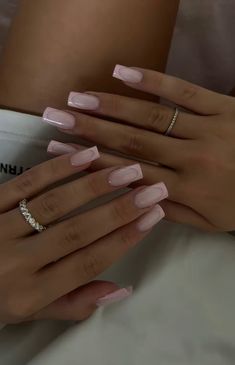 Milky Pink Nails, Kutek Disney, Milky Pink, Milky Nails, French Tip Acrylic Nails, Casual Nails, Work Nails, Classy Acrylic Nails, Classy Nails