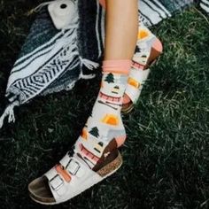 These colorful, vibrant and cheery socks are the perfect gift for the person who has camping on their mind and loves the great outdoors. Wishing you were camping this weekend (or making pretend you are camping at home? These socks are for you! Build a campfire, make some s'mores and put your feet up while you relax and reveal "Happy Camper" written on the bottom if the socks. The ultimate in style and comfort. These socks are made with high quality woven cotton that feels soft and luxurious. Add Granola Aesthetic, Hippie Music, Granola Girl Aesthetic, Camping Vibes, Inspo Pics, Fall Inspo, Cozy Socks, Fall Feels, Granola Girl