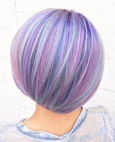 Short Unicorn Hair, Pastel Purple Hair Short, Lilac Purple Hair, Pastel Pixie Hair, Colored Hairstyles, Holographic Hair, Lavender Hair, Fun Hair, Hair Color Purple