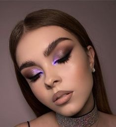 Hard Makeup Looks, Color Makeup Looks, Winter Glam Makeup, Makeup Lila, Purple Glam Makeup, Spring Eyeshadow Looks, Club Makeup, Bridal Eye Makeup