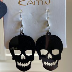 Black Skull Earrings Goth Things, Black Skull, Jewelry Black, Black Skulls, Skull Earrings, Source Unknown, Earrings Color, Jewelry Earrings, Women Jewelry