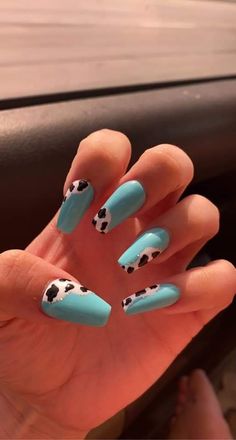 Nail Ideas Western, Cowgirl Nails Westerns, Western Nail Ideas, Cowgirl Nails, Turquoise Nail Designs, Cow Print Nails