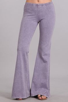 Best Seller These Modern Must Have Lavender Bell Bottoms pants will add a little swing to your step this season! The soft lightweight material has the perfect amount of stretch and the well hidden elastic waist adjusts to make up for a few gained or lost inches. You'll love the comfort and look of a fitted hip and thigh that's perfectly balanced with the flared cut. You can keep things casually cool with a tucked-in graphic tee, heeled boots and a wide-brim hat, or go for a more polished twist w Lavender Pants, Casual Festival, Dress Purse, True American, Comfortable Pants, Soft Pants, Spring Color, Bell Bottom Pants, Top Graphic Tees