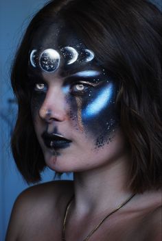 Night Goddess Makeup, Full Moon Makeup, Moon Goddess Costume, Eras Makeup, Celestial Makeup, Horror Make-up