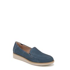 From SOUL Naturalizer // Go ahead, wear these on repeat. Our slip-on flats are versatile enough for the everyday. Mule Flats, Trending Flats, Blue Espadrilles, Women's Slip Ons, Fashion Shoes Flats, Shoe Boxes, Wedge Espadrilles, Casual Loafers, Round Toe Heels