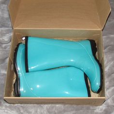 Kamik Turquoise Blue Size 6 Waterproof Rainboots Nib Ships From Ca Within 24 Hours. Super Cute! Blue Insulated Waterproof Boots For Outdoor, Insulated Blue Waterproof Boots For Outdoor, Blue Waterproof Rain Boots With Round Toe, Waterproof Blue Rain Boots With Round Toe, Blue Waterproof Outdoor Boots, Waterproof Blue Outdoor Boots, Waterproof Blue Boots For Outdoor, Waterproof Blue Boots For Outdoor Activities, Blue Waterproof Boots For Rainy Weather