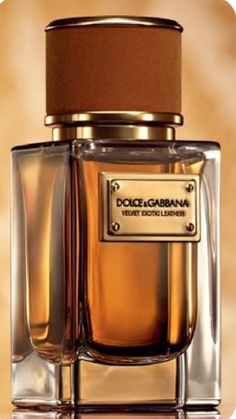 Arabian Fragrances, Best Fragrance For Men, Lady Luxury, Perfume Photography, Perfume Packaging, Perfume Scents, Perfume Design, Best Fragrances