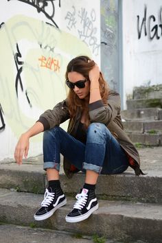 stellawantstodie: sK8 -Hi Vans Outfit Girls, Vans Sk8 Hi Outfit, Sk8 Hi Outfit, Black High Top Vans, Hi Top Vans, Look Jean