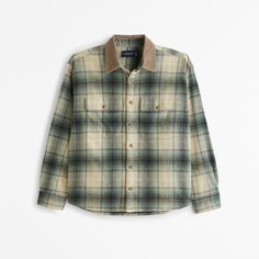 On-trend 90's-style button-up shirt in a soft flannel fabric and oversized-fit silhouette, featuring chest pockets with button flap closure, classic collar and curved hem. Vintage Relaxed Fit Button-up Shacket, Classic Oversized Button-up Flannel Shirt, Classic Button-up Flannel Outerwear, Oversized Classic Fall Flannel Shirt, Classic Plaid Button-up Shacket, Oversized Classic Plaid Flannel Shirt, Relaxed Fit Flannel Shirt With Spread Collar For Fall, Classic Flannel Shirt With Snap Buttons, Classic Flannel Shirt With Relaxed Fit