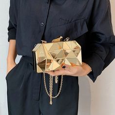 Yvette Metallic Triangle Cuboid Box Clutch Bags - 3 Colors Gold Clutch Purse, Geometric Box, Silver Bags, Gold Clutch, Mini Party, Box Clutch, Gold Box, Evening Purse, Shoulder Chain