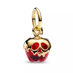 Poisoned Apple Charm by Pandora – Snow White and the Seven Dwarfs | Disney Store Pandora Original, Pandora Essence, Pandora Collection, Pandora Gold, Disney Charms, Charms Pandora, Pandora Disney, Bracelet Pandora, Diy Charm Bracelet