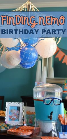 Finding Nemo Themed Birthday Party Ideas! Finding Nemo Centerpieces Ideas, Finding Nemo Party Decorations, Nemo Party Decorations, Finding Nemo Theme, Easy Kids Party, Finding Dory Birthday Party, Dory Birthday Party, Finding Dory Birthday, Finding Nemo Party