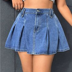 Shein Ezwear Plus High Waist Pleated Detail Denim Skirt Size 16 Nwt! Cheap White Short Denim Skirt, Cheap Blue Skort For Day Out, Jean Skirt Designs, Cute Skirt Outfits Aesthetic, Denim Skirt Drawing, Cute Skirt Outfits For Summer, Cute Jean Skirt Outfits, Y2k Denim Skirt Outfit, Teenage Skirt