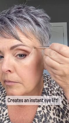 Older Eyes Makeup, Makeup For Over 60, Aging Beauty, Grey Hair Don't Care, Hair Mask For Growth, Makeup For Older Women, Eyebrow Makeup Tips