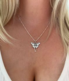 "Birthstone add on https://www.etsy.com/listing/592013303/birthstone-add-on-minimalist-tiny?ref=shop_home_active_1&frs=1 D E T A I L S * Solid Sparkly Sterling Silver Box Chain and Clasp. * The Sterling Silver Luna Moth charm measures approximately 28x24mm. * Charm A comes with a single jump ring in the middle and different chain choices. * Charm B comes with two jump rings on the sides and cable chain only. P R O D U C T I O N ∙ T I M E S All items are made to order, our average production Moth Jewelry, Moth Necklace, Bug Jewelry, Insect Jewelry, Fantasy Closet, Luna Moth, Fortune Teller, Witchy Vibes, Jewelry Lookbook