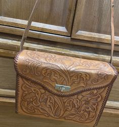 Vintage Hand Tooled Leather 1970s Purse/boho Shoulder Bag - Etsy Boho Shoulder Bag, Vintage Hand Tools, Leather Travel Bag, Boho Purses, Leather Handbags Crossbody, Hand Tooled Leather, Tooled Leather, Leather Travel, Leather Zipper